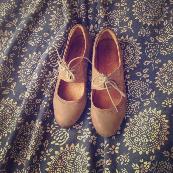 Clarks Shoes - Clark’s laced flats